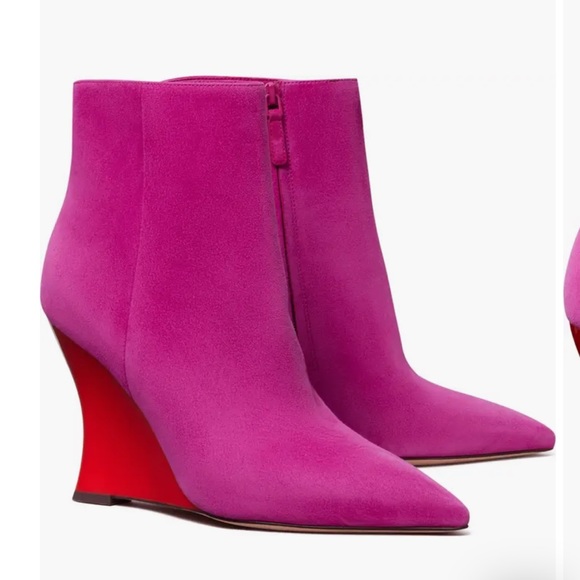 Meet your Posher, Stephanie - Picture 2 of 5